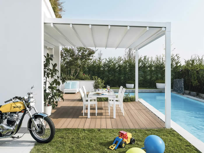 pergola-toile-retractable-montceau les mines-700x526-2