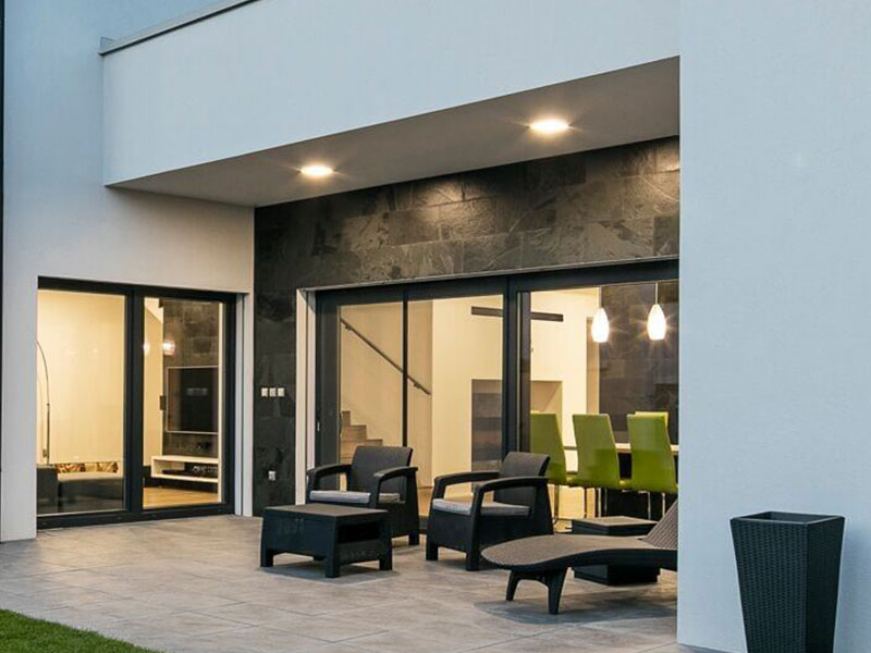 baie-vitree-activite-stores-habitat-saone-et-loire-3 baie-vitree-activite-stores-habitat-saone-et-loire